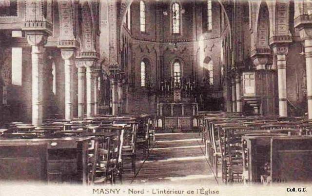 P1245_eglGW.jpg - carte postale intérieur de l'église - début XX° s.