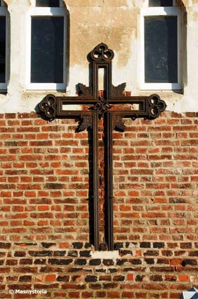 P1297_DSC04771GW.jpg - Croix  du « vieux cimetière »