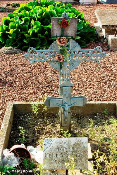 P1297_DSC04781GW.jpg - Croix  du « vieux cimetière »